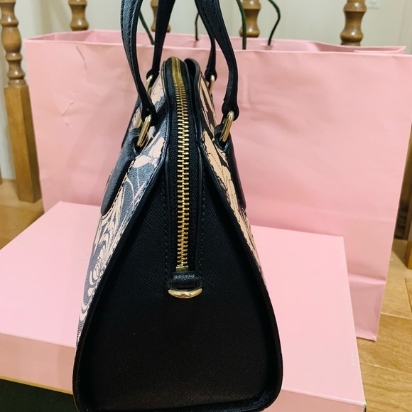 Kate Spade Mini Cross Body Bag - Picture 2 of 2